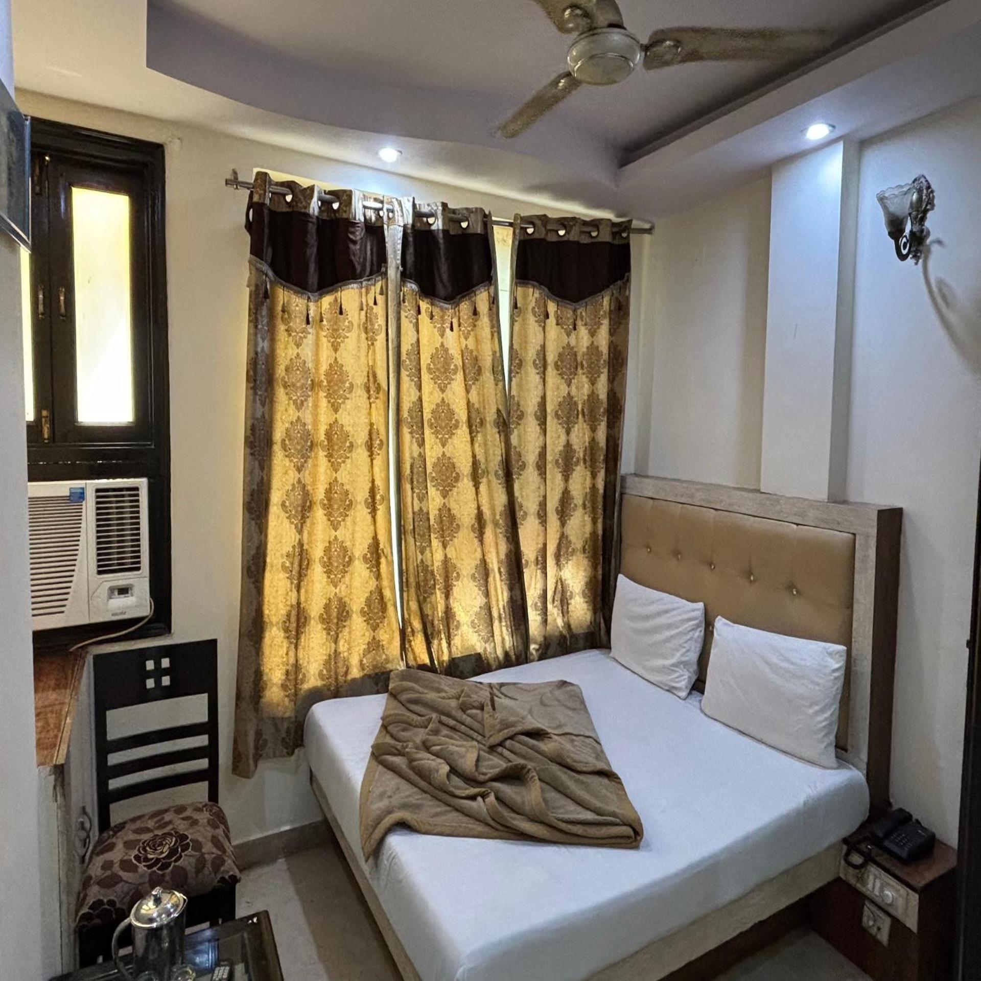 Hotel Pk International Near By New Delhi Station I Couple Friendly Pokój zdjęcie